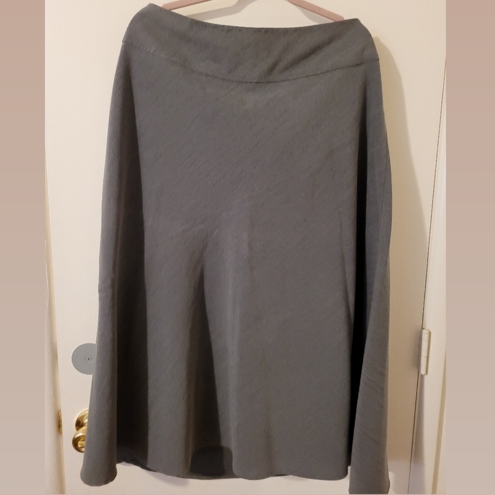 Plus size Gray skirt with fashion zipper
